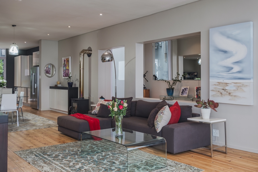 To Let 2 Bedroom Property for Rent in Green Point Western Cape